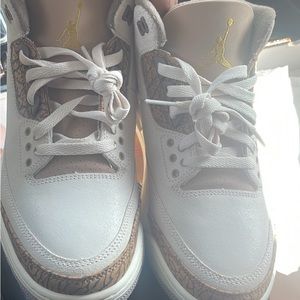 Jordan 3s